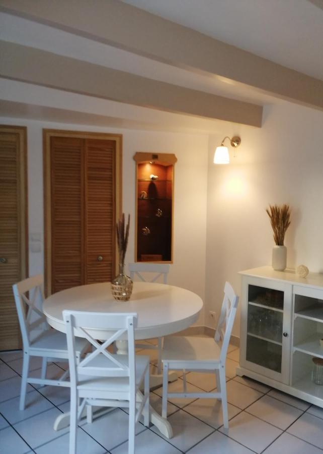 Aux Vieilles Murailles • Charmante Maison & Cour Morlaix Eksteriør bilde